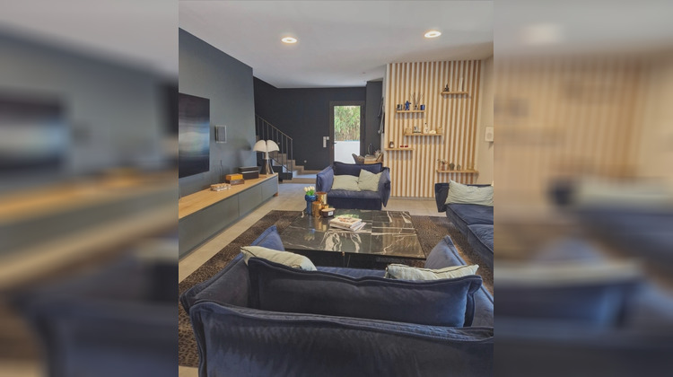 Ma-Cabane - Vente Divers VILLENEUVE LES AVIGNON, 336 m²