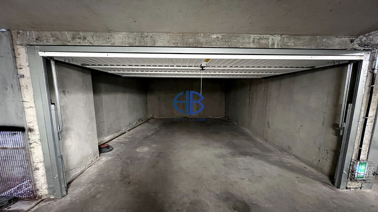 Ma-Cabane - Vente Divers VILLEURBANNE, 20 m²