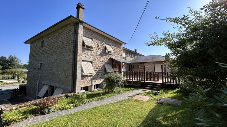 Ma-Cabane - Vente Divers Vitrac-sur-Montane, 480 m²