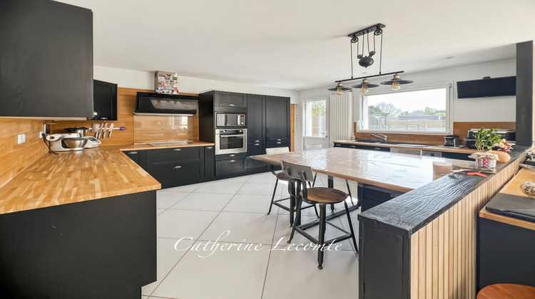 Ma-Cabane - Vente Divers WIMILLE, 199 m²