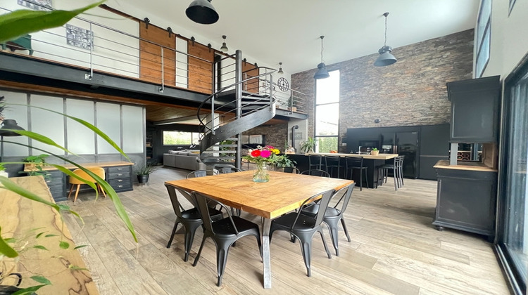 Ma-Cabane - Vente Divers YSSINGEAUX, 157 m²