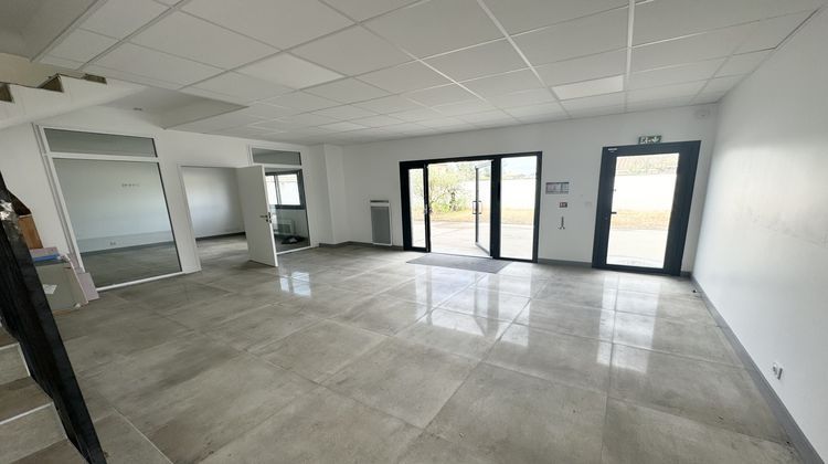 Ma-Cabane - Vente Divers Yvrac, 400 m²