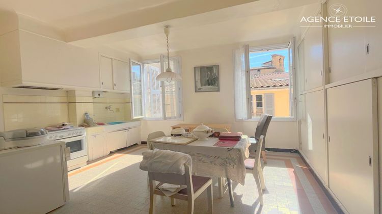 Ma-Cabane - Vente Immeuble Aix-en-Provence, 180 m²