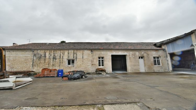 Ma-Cabane - Vente Immeuble ANGOULEME, 2500 m²