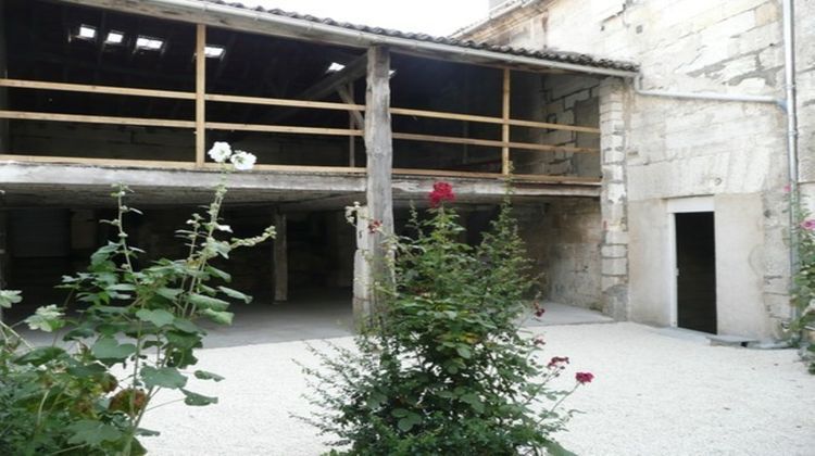 Ma-Cabane - Vente Immeuble ANGOULEME, 200 m²