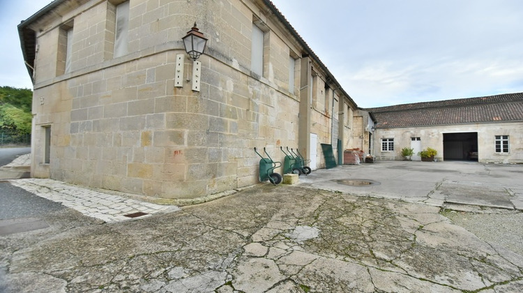 Ma-Cabane - Vente Immeuble ANGOULEME, 2500 m²