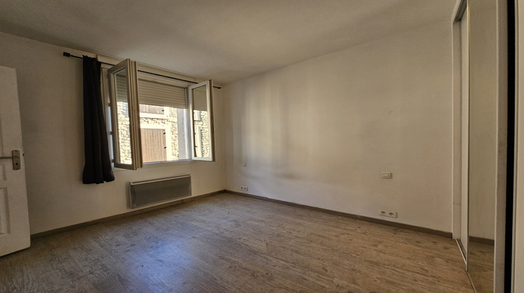 Ma-Cabane - Vente Immeuble Apt, 200 m²