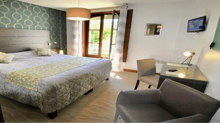 Ma-Cabane - Vente Immeuble Aubeterre-sur-Dronne, 0 m²