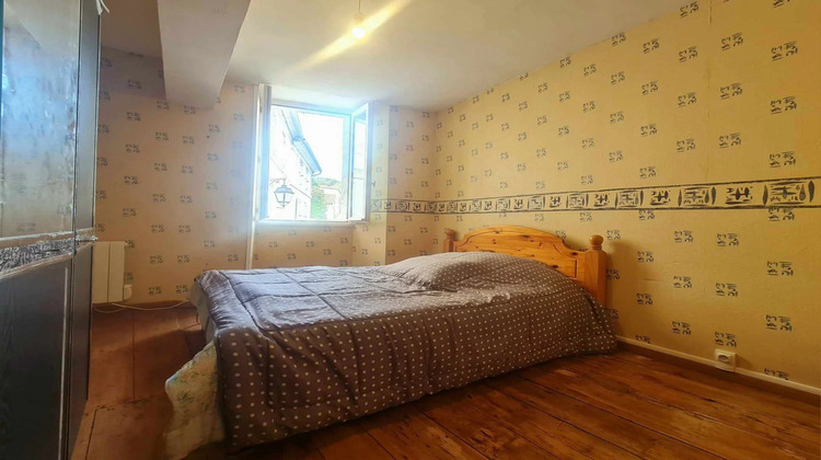 Ma-Cabane - Vente Immeuble Aubeterre-sur-Dronne, 156 m²