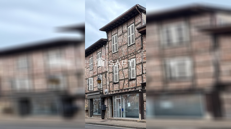 Ma-Cabane - Vente Immeuble Bage-le-Chatel, 165 m²