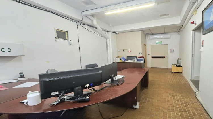 Ma-Cabane - Vente Immeuble Bagnères-de-Bigorre, 301 m²