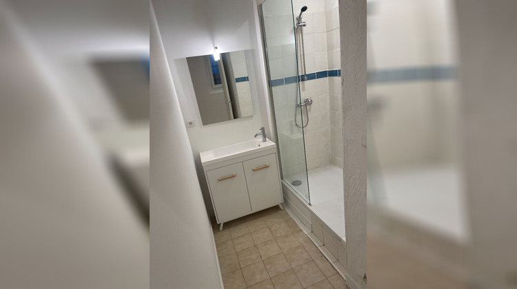 Ma-Cabane - Vente Immeuble BAGNOLS-SUR-CEZE, 185 m²