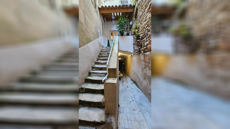 Ma-Cabane - Vente Immeuble BAGNOLS SUR CEZE, 350 m²