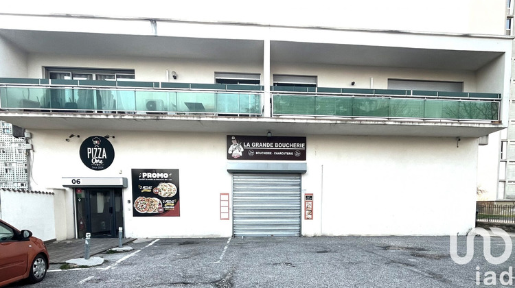 Ma-Cabane - Vente Immeuble Bagnols-sur-Cèze, 200 m²