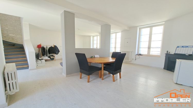 Ma-Cabane - Vente Immeuble Barbezieux-Saint-Hilaire, 164 m²