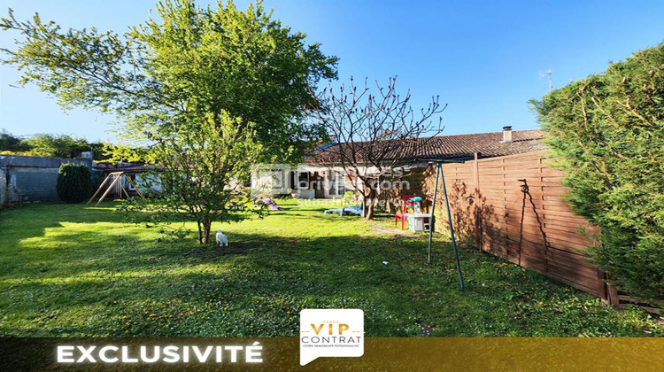 Ma-Cabane - Vente Immeuble BARBEZIEUX SAINT HILAIRE, 458 m²