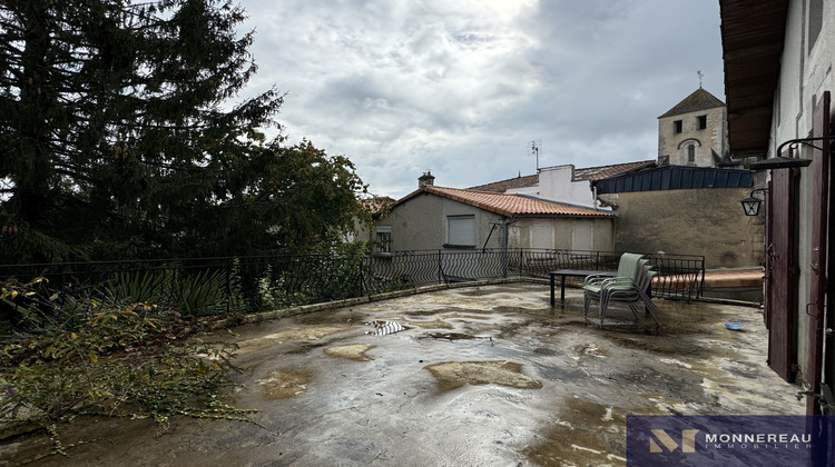 Ma-Cabane - Vente Immeuble Barbezieux-Saint-Hilaire, 310 m²