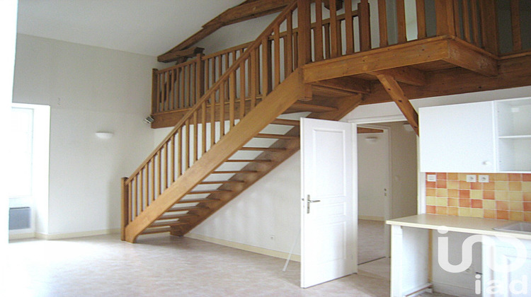 Ma-Cabane - Vente Immeuble Barbezieux-Saint-Hilaire, 400 m²