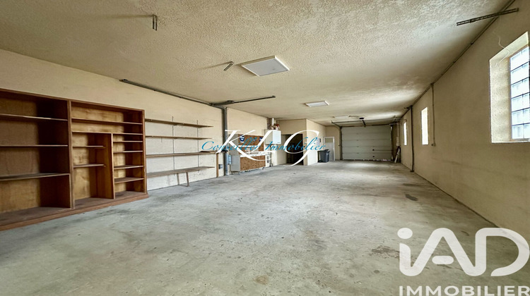 Ma-Cabane - Vente Immeuble Barjouville, 65 m²