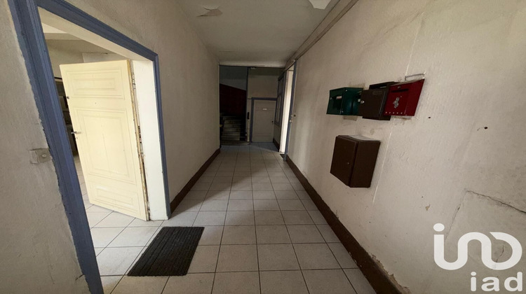 Ma-Cabane - Vente Immeuble Beaumont-de-Lomagne, 252 m²