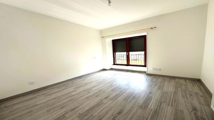 Ma-Cabane - Vente Immeuble Beaumontois en Périgord, 190 m²