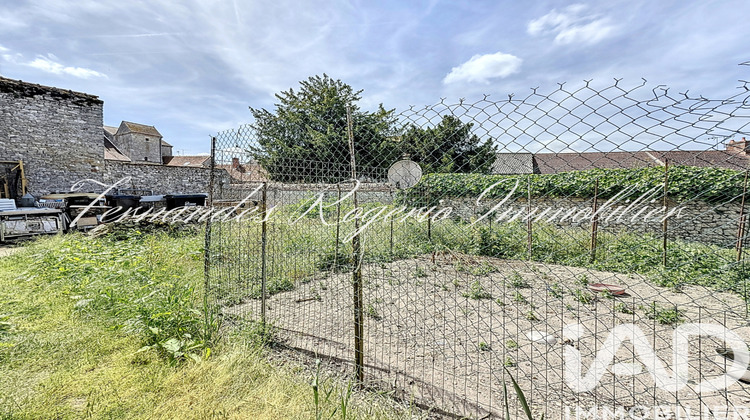 Ma-Cabane - Vente Immeuble Beaune-la-Rolande, 165 m²