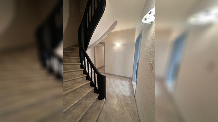 Ma-Cabane - Vente Immeuble Beaurepaire, 434 m²