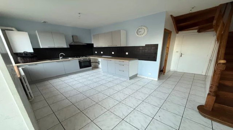 Ma-Cabane - Vente Immeuble Bégard, 230 m²