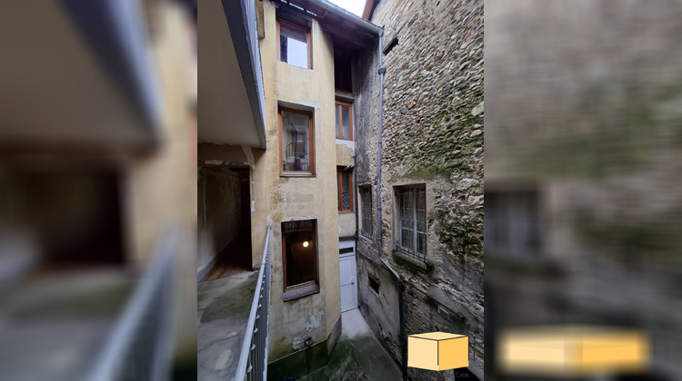 Ma-Cabane - Vente Immeuble Belley, 179 m²