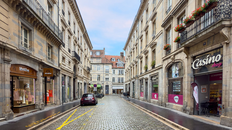 Ma-Cabane - Vente Immeuble BESANCON, 630 m²