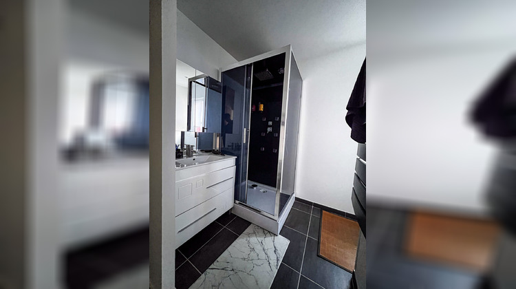 Ma-Cabane - Vente Immeuble Besse-et-Saint-Anastaise, 1300 m²