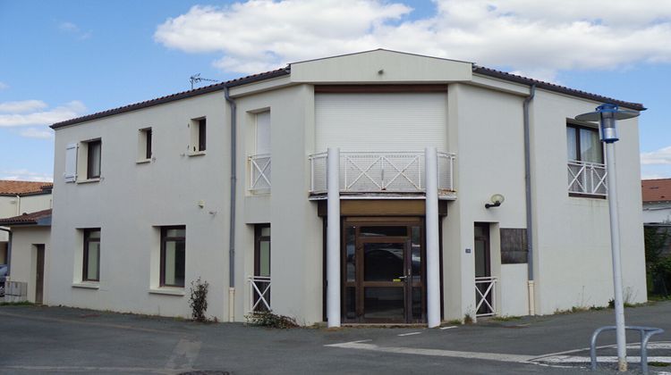 Ma-Cabane - Vente Immeuble BESSINES, 0 m²