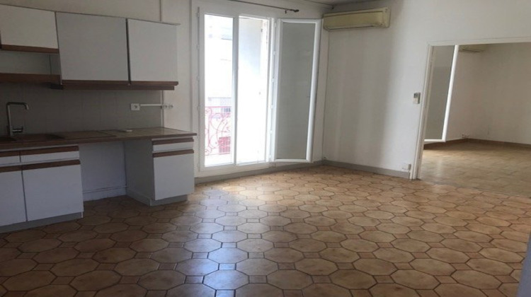 Ma-Cabane - Vente Immeuble BEZIERS, 164 m²