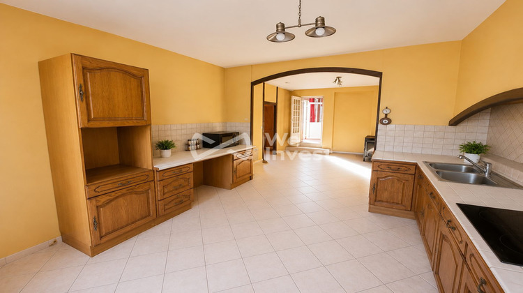 Ma-Cabane - Vente Immeuble Bléneau, 235 m²