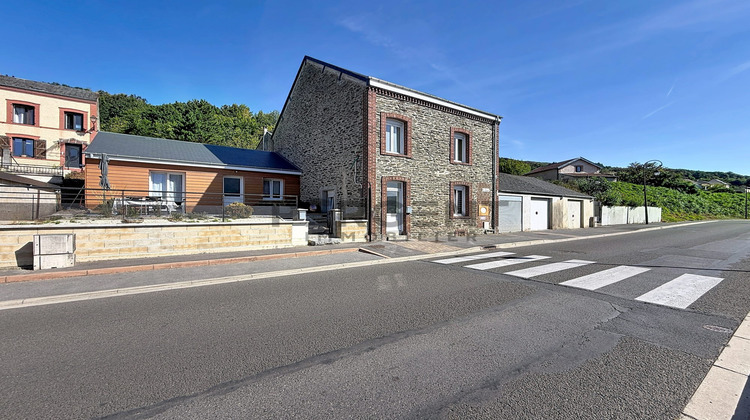 Ma-Cabane - Vente Immeuble Bogny-sur-Meuse, 208 m²
