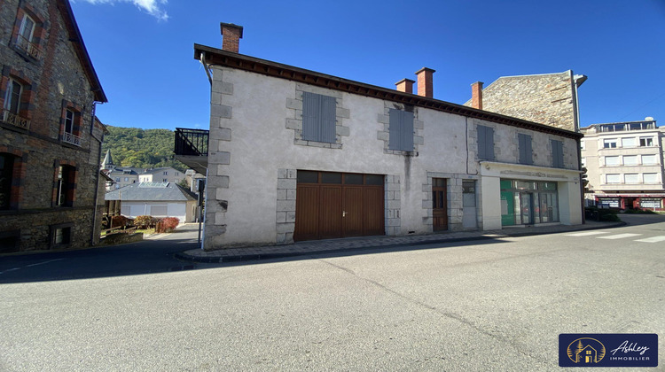 Ma-Cabane - Vente Immeuble Bort-les-Orgues, 186 m²