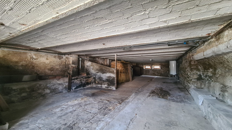 Ma-Cabane - Vente Immeuble Boujailles, 186 m²