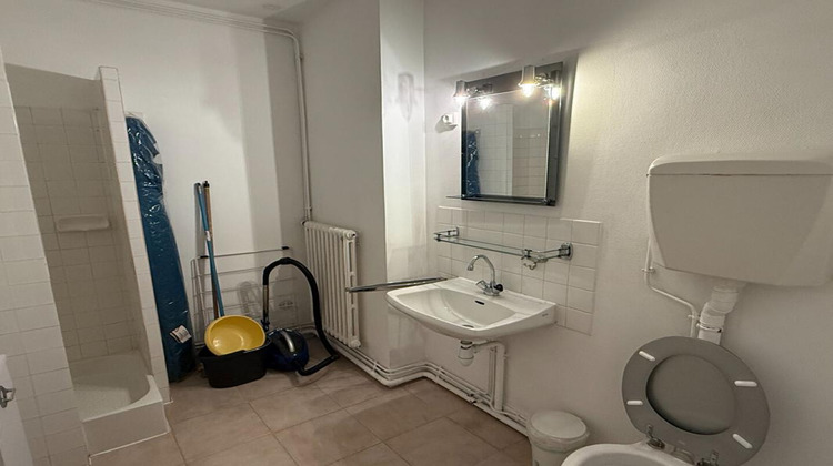 Ma-Cabane - Vente Immeuble BOURBON L ARCHAMBAULT, 228 m²