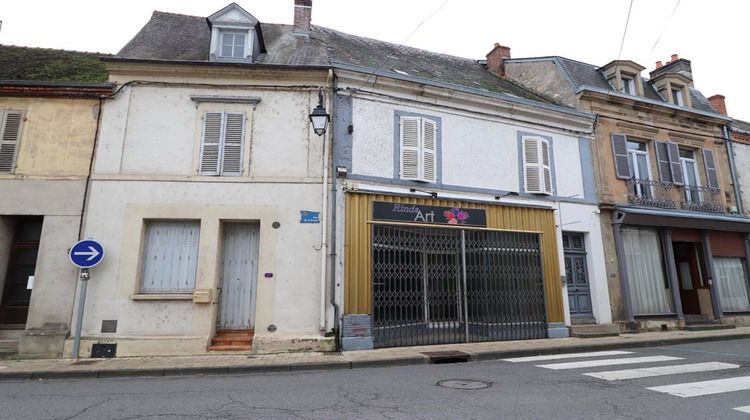 Ma-Cabane - Vente Immeuble BOURBON L ARCHAMBAULT, 220 m²