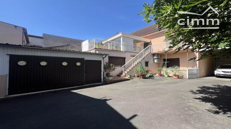 Ma-Cabane - Vente Immeuble Bourbon-Lancy, 700 m²