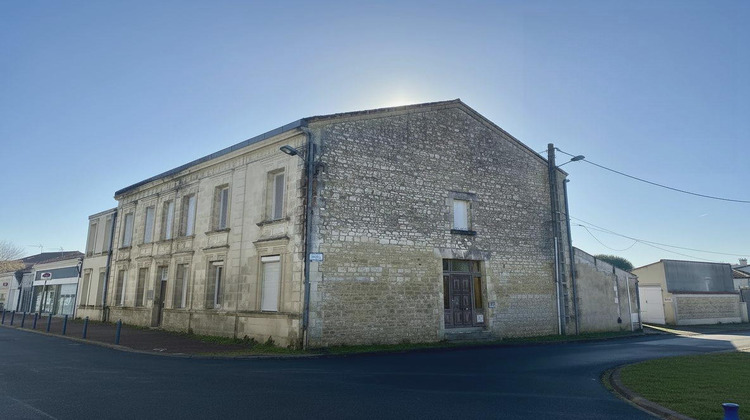 Ma-Cabane - Vente Immeuble Bourcefranc-le-Chapus, 1100 m²