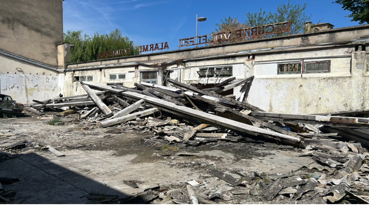 Ma-Cabane - Vente Immeuble Bourg-de-Péage, 581 m²