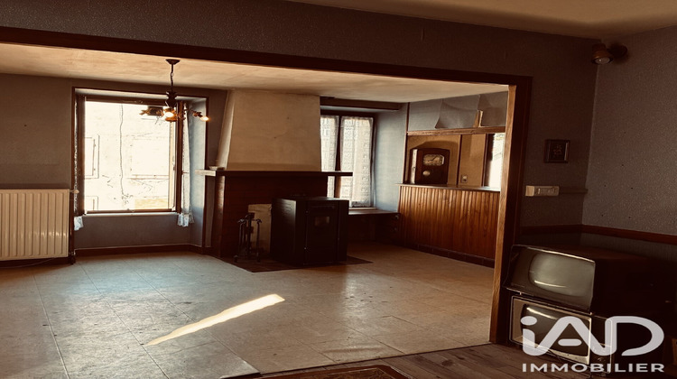 Ma-Cabane - Vente Immeuble Bourg-Lastic, 114 m²