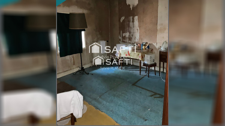 Ma-Cabane - Vente Immeuble Bourg-Lastic, 240 m²