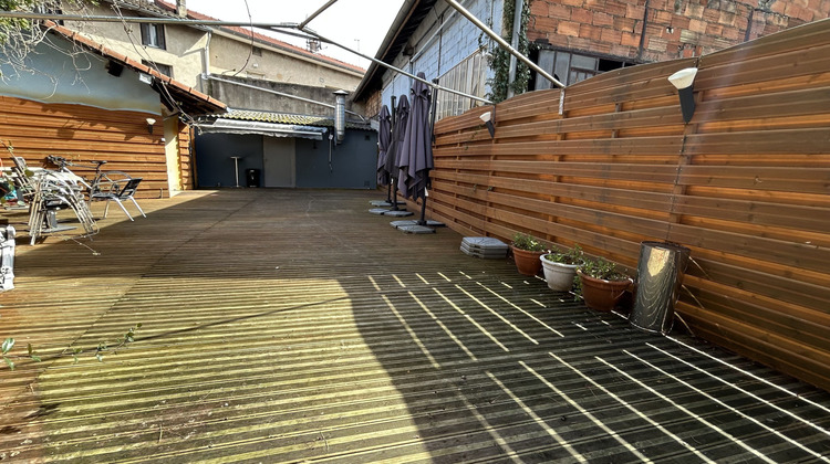 Ma-Cabane - Vente Immeuble Bourg-lès-Valence, 580 m²