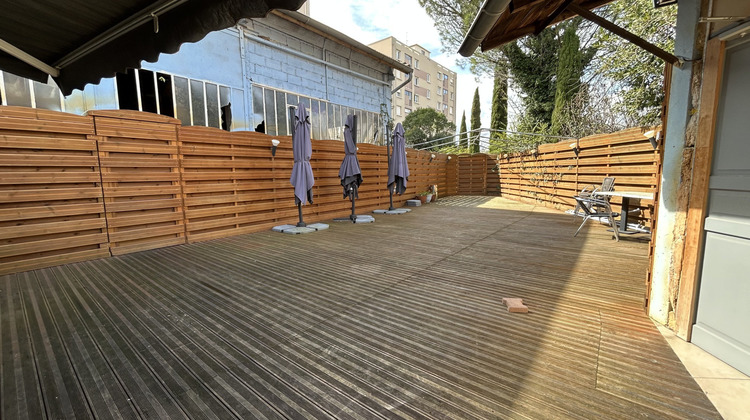 Ma-Cabane - Vente Immeuble Bourg-lès-Valence, 580 m²