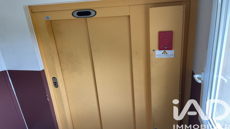 Ma-Cabane - Vente Immeuble Bourg-Saint-Andéol, 176 m²