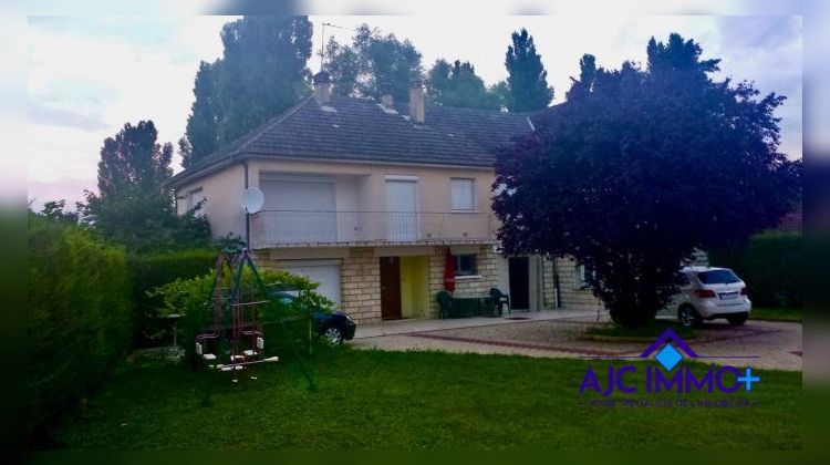 Ma-Cabane - Vente Immeuble Bourges, 282 m²