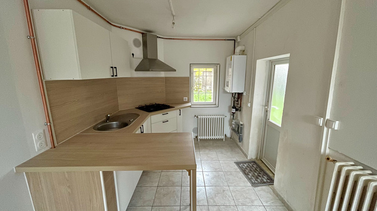 Ma-Cabane - Vente Immeuble BOURGES, 97 m²