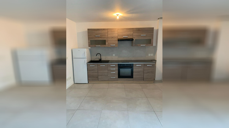 Ma-Cabane - Vente Immeuble BOURGOIN-JALLIEU, 263 m²